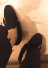 搞笑gif趣图妹子遇到这样的男朋友,赶紧就分手吧