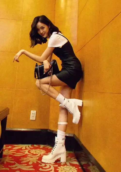 吴宣仪仗着自己只有88斤,就把表带绑在了腿上,效果却不错