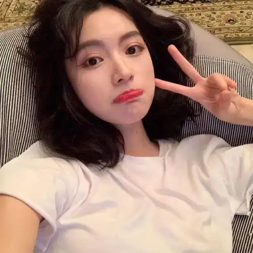 头像丨不要以为你放不下的人也同样放不下你鱼没有水会死水没有鱼却会更清澈