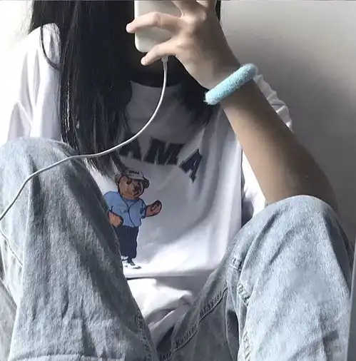 好看的头像女生简单干净