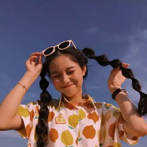 太喜欢那些笑的很开心的头像了