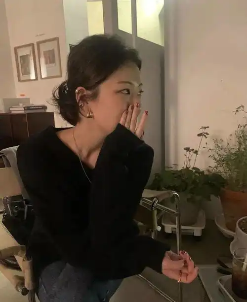 韩国女生的时髦感,是怎么穿出来的