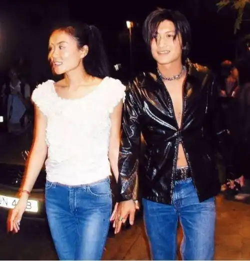 女生闺蜜姐妹头像那英