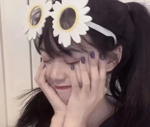 微信头像女真人可爱花枪