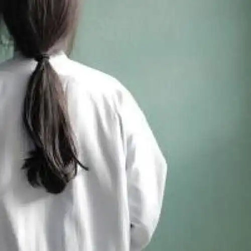 女生头像背影照片ins高