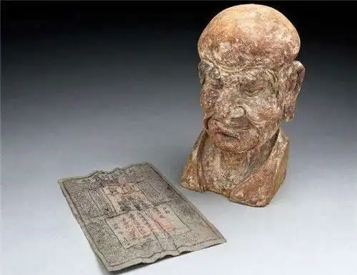 男子将私房钱藏罗汉木雕,600年没被发现,骗过发妻和两任收藏家