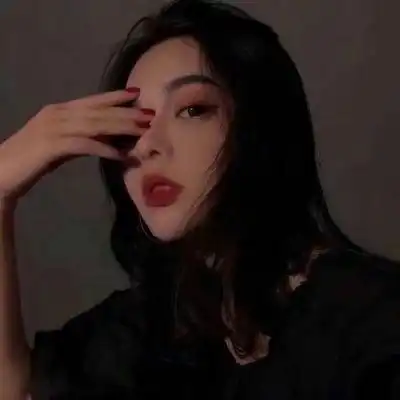最新好看的女生侧颜照