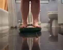 女摄影师自拍肥胖生活