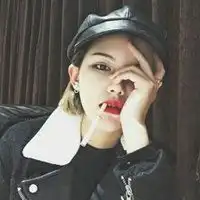 长发美女图片大全唯美抽烟微信头像图片大全