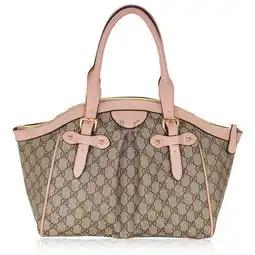 欧美头像女背着包提单