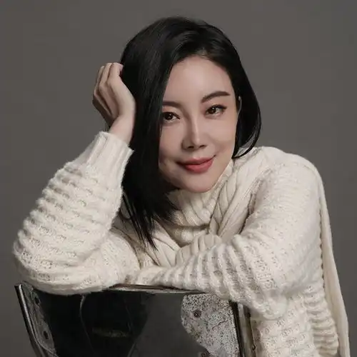 刀锋24帧影像沙龙女性的日常史诗