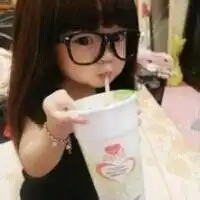 谁能告诉我这小孩的名字是什么