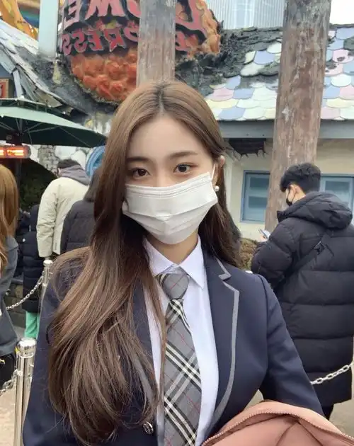 韩国甜美女学生chaevely