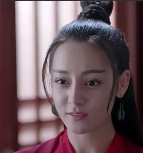 迪丽热巴侠女头像