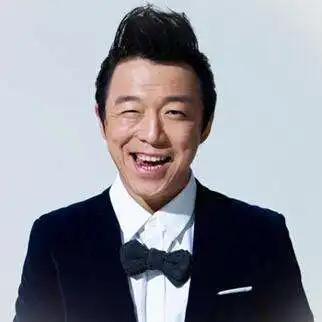 第一部电影片酬5000块黄渤这也就是朋友叫来的,没唱歌赚得多