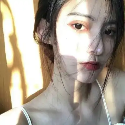 女生高清头像五官清晰好看女生真人头像清晰