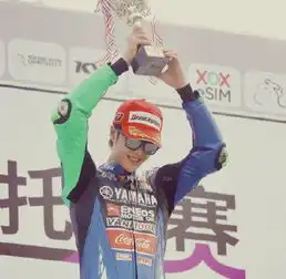 王一博首次参加摩托车比赛,刚传维修区超速,下一秒夺下d组冠军