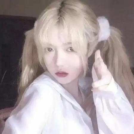 女生真人好看头像不露脸
