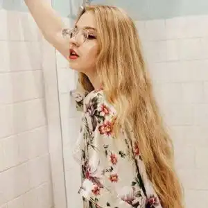 可爱欧美女生微信头像