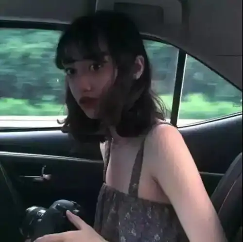 头像所有热泪盈眶的瞬间我想起的都是你的脸