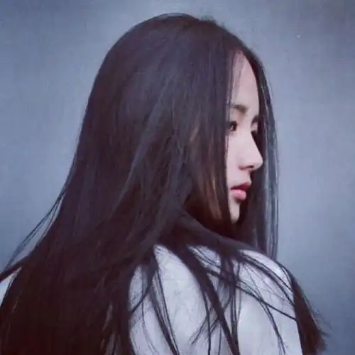 摄影师给女孩拍照的八大姿势
