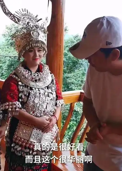 周深带动贵州知名度,黄渤到贵州旅游,坦言少数民族的女孩真美