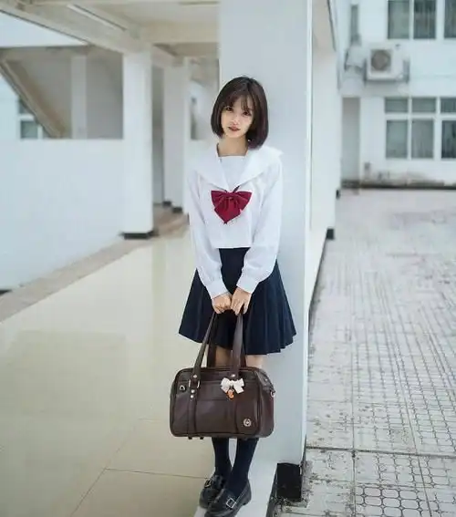 快520了想给女朋友买身jk制服,但自己在这方面是小白,各位仙女有没有什么推荐的