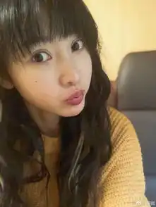 超可爱女生头像真人嘟嘴