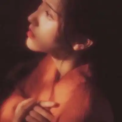 网抑云里扎心伤感的句子,句句触碰泪点,让人忍不住哭泣