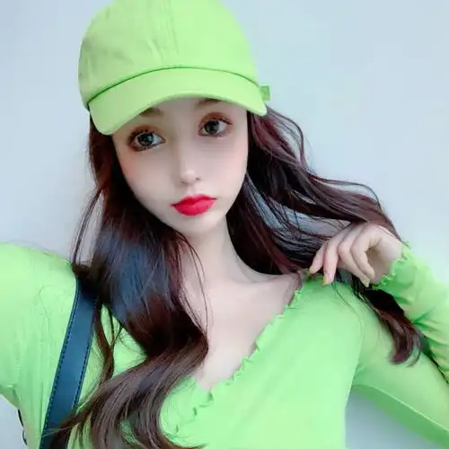 唯美女生头像戴帽子微信