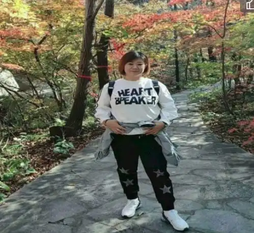 你绝对无法想象,6岁的她遭受了父母怎样的虐待