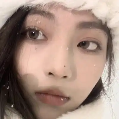 qq头像女生唯美睡趴一世