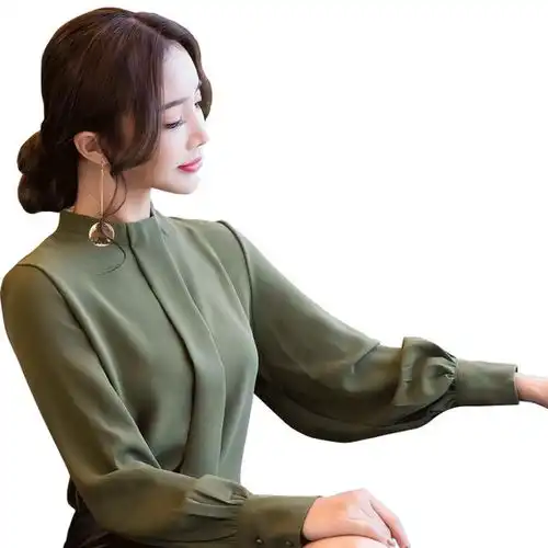 45岁的女人,穿上这雪纺衫t恤,瞬间年轻10几岁,时髦又显瘦