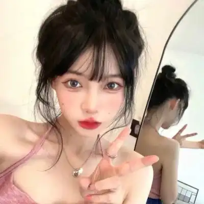 头像女纯欲风可爱赫莉