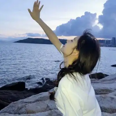 清纯小众魅力文艺女生头像一见你便觉释然了