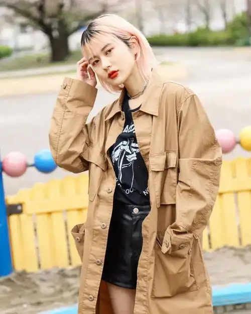 潮搭汇丨粉毛鼻钉酷女孩日本模特的秋冬暗黑风