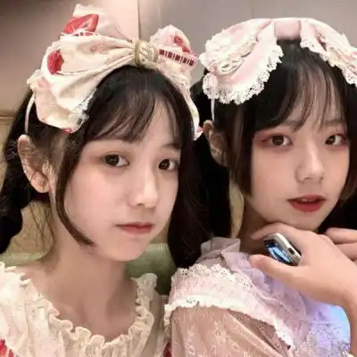 两人闺蜜头像配对可爱闺蜜头像2人一人一个
