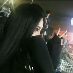 女生侧脸霸气头像唯美漂亮真人女生头像霸气图片