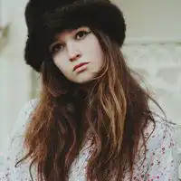 微信女生唯美头像戴帽微信头像图片大全