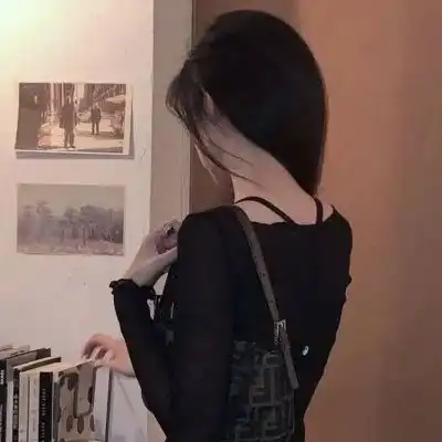 女生头像单唱女头怕目光夹杂爱意所以闭上眼睛第222期