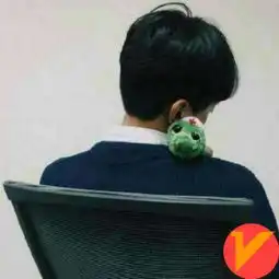 女性信佛的微信头像男童