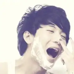 女生头像干净真人高冷刮