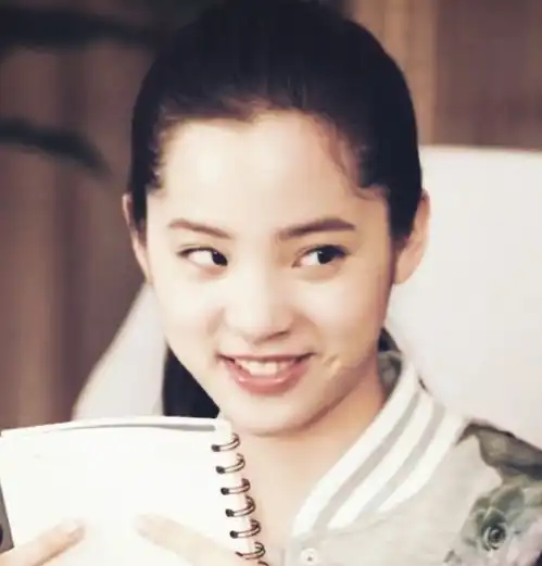 演戏被嘲的明星,鞠婧祎包袱重,何昶希没经验,张一山翻车了女生