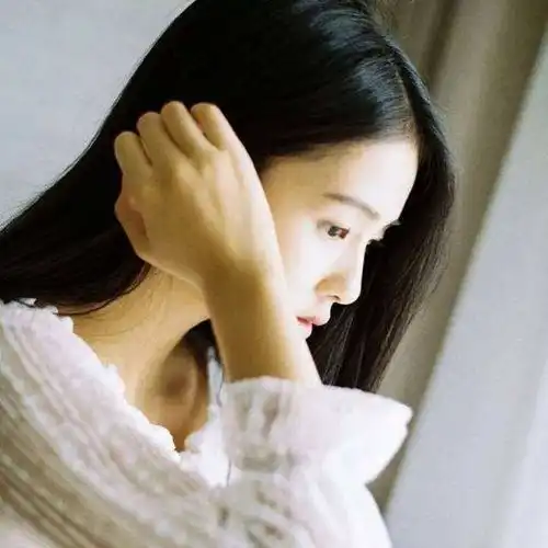 每一个双重性格的女孩,都值得被深爱