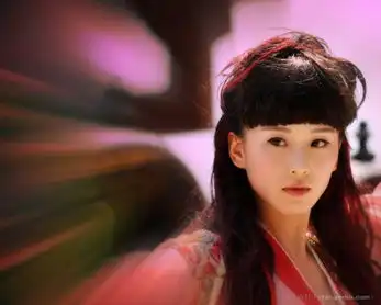 完美驾驭齐刘海造型的女性郑爽清纯孙俪霸气