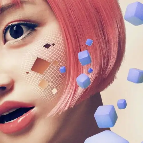 她被称纯天然少女,可浑身没一处真的,就连头发睫毛都是假的