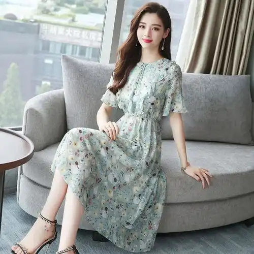 冷风裙,清雅高贵衬肤显瘦又减龄,适合3055岁女人穿