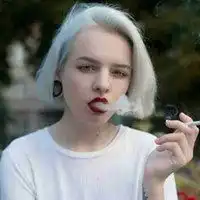 微信头像抽烟女生酷微信头像图片大全