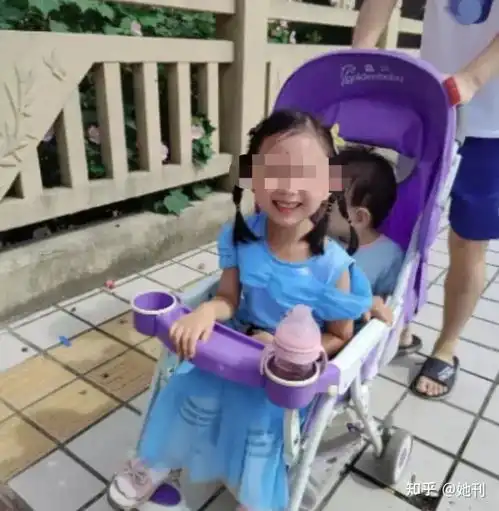 女童海滩失踪48小时后,她爸隐身了