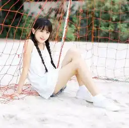 女生头像阳光正好,微风不燥